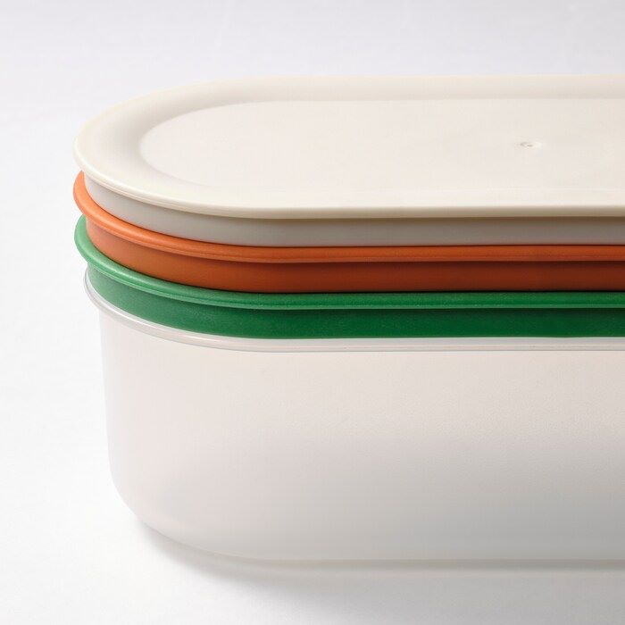 Grater with container, set of 4